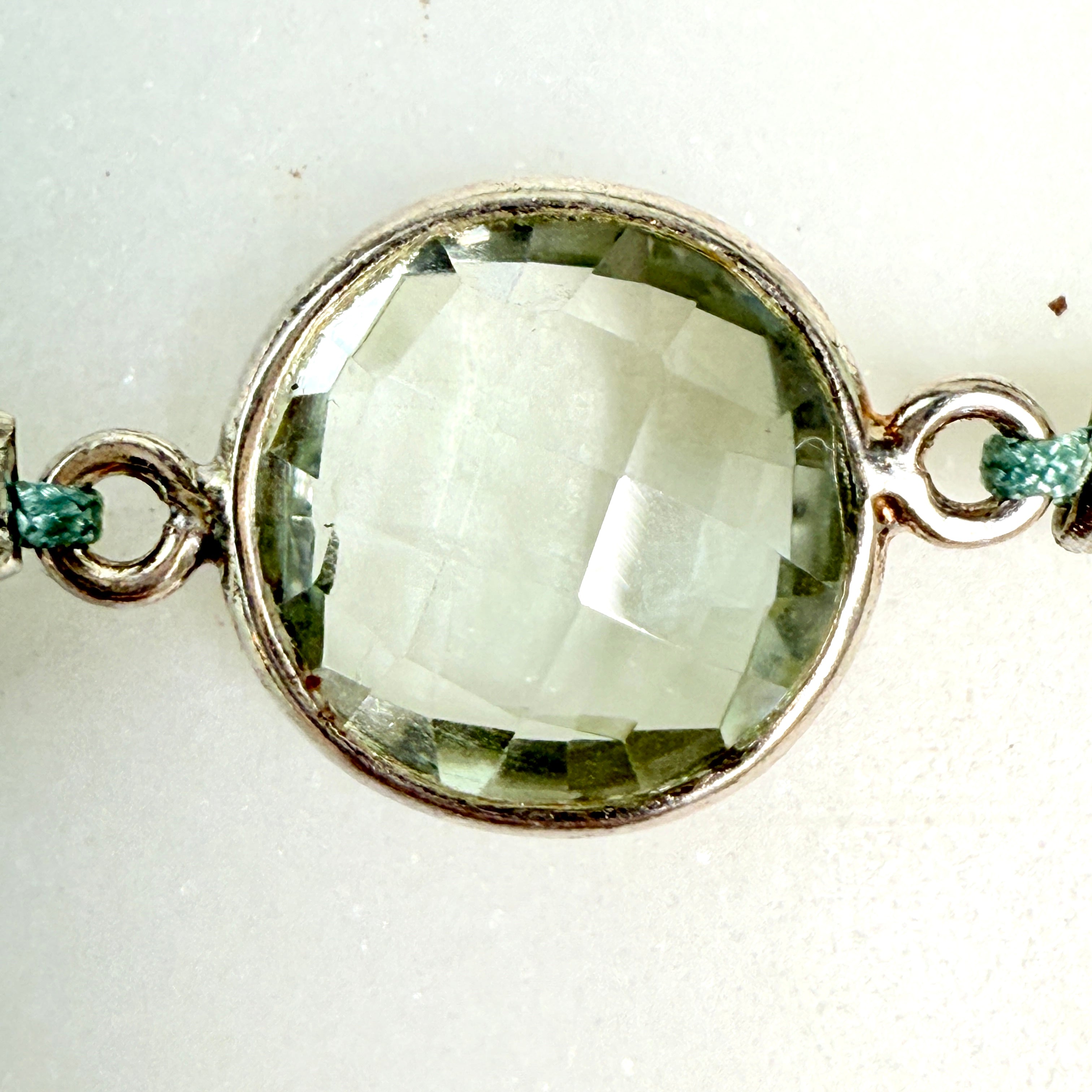 BRAVE SOFTNESS - KRYSTALKÆDE - UNIKA